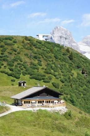Edelweisshütte Ladurns